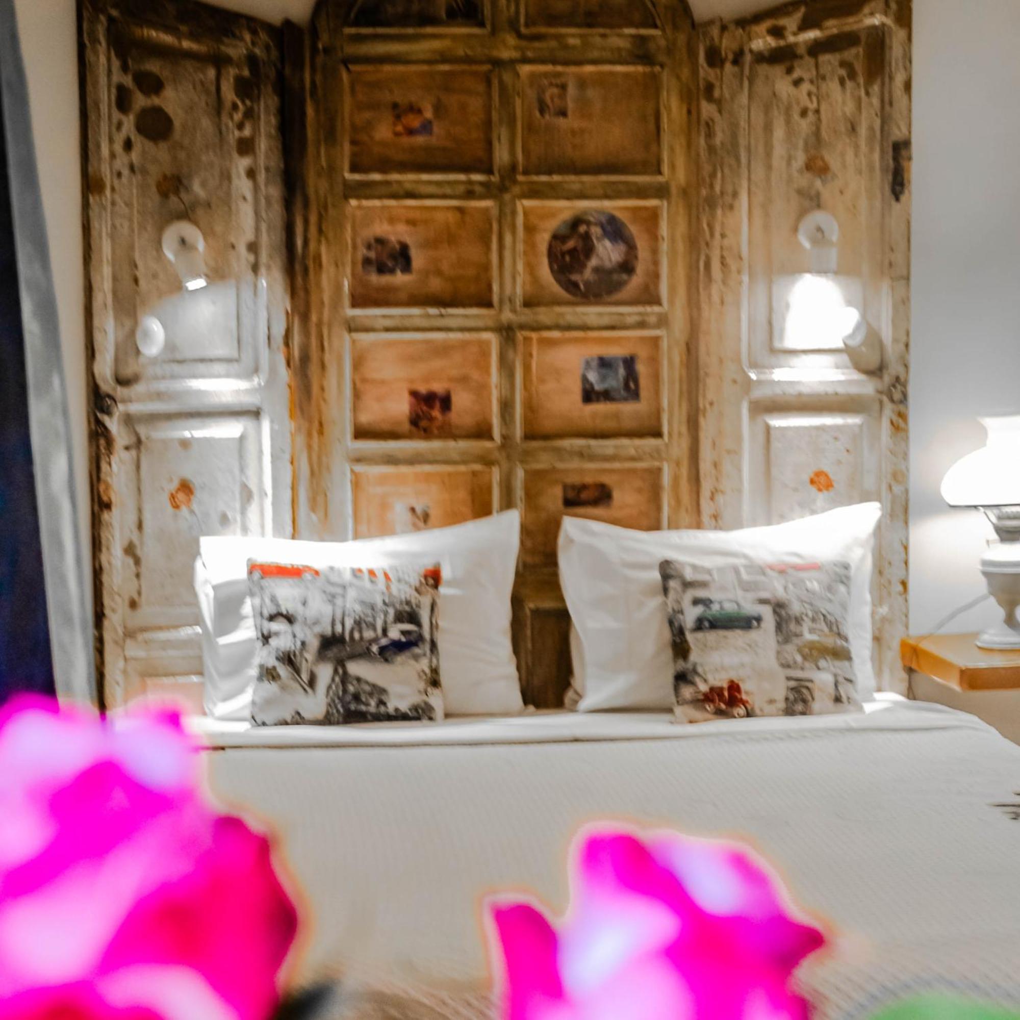 Old Town Quito Suites, Heritage Boutique Hotel, Where Every Detail Tells A Story Dış mekan fotoğraf